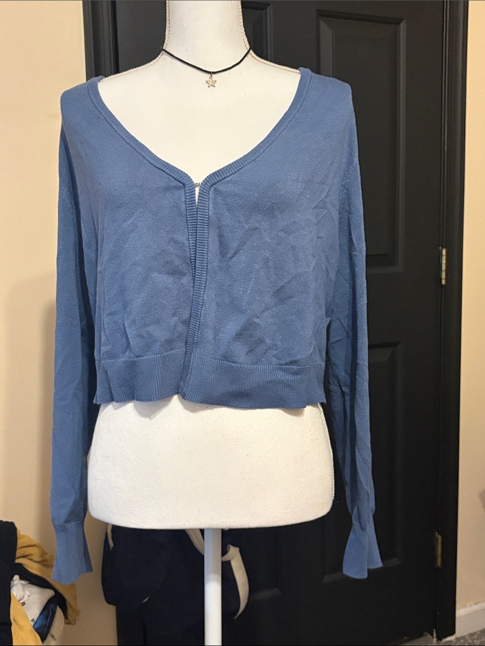 Cropped Blue V-Neck Cardigan